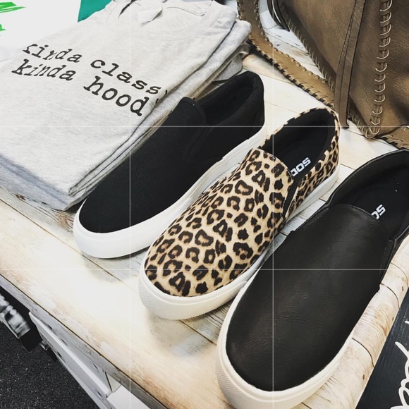1 left! Soda Reign Leopard Slip-On Sneaker SZ 6 - Picture 7 of 7